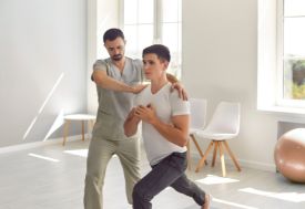 Kinezyterapia - leczenie ruchem w fizjoterapii